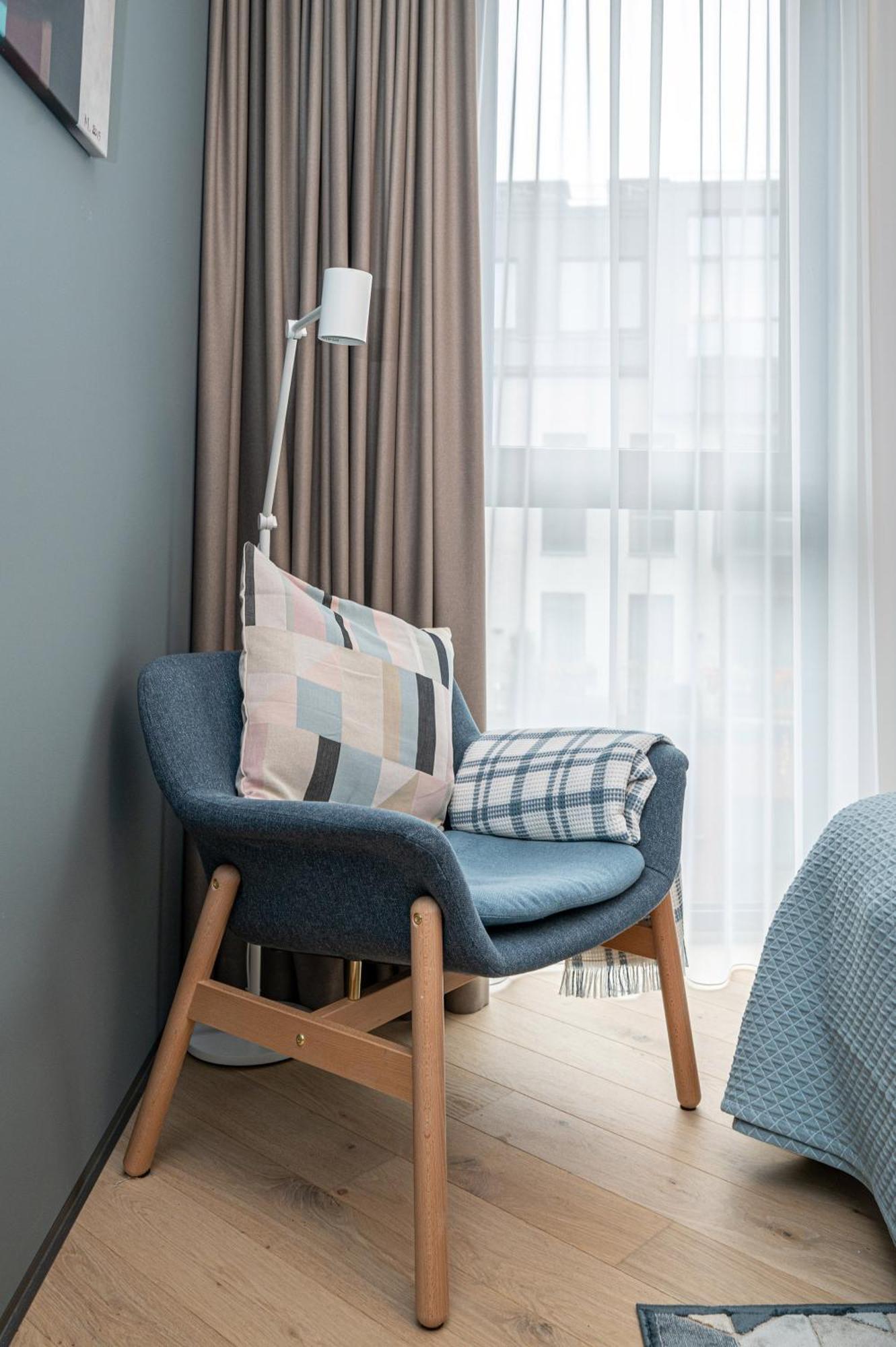 Cohost I Garage Parking Included, Spacious, Lovely W-balcony At Paupys Apartament Wilno